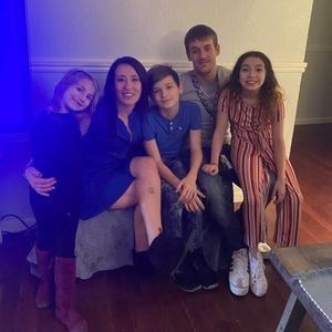 Meet your Posher, Felicia